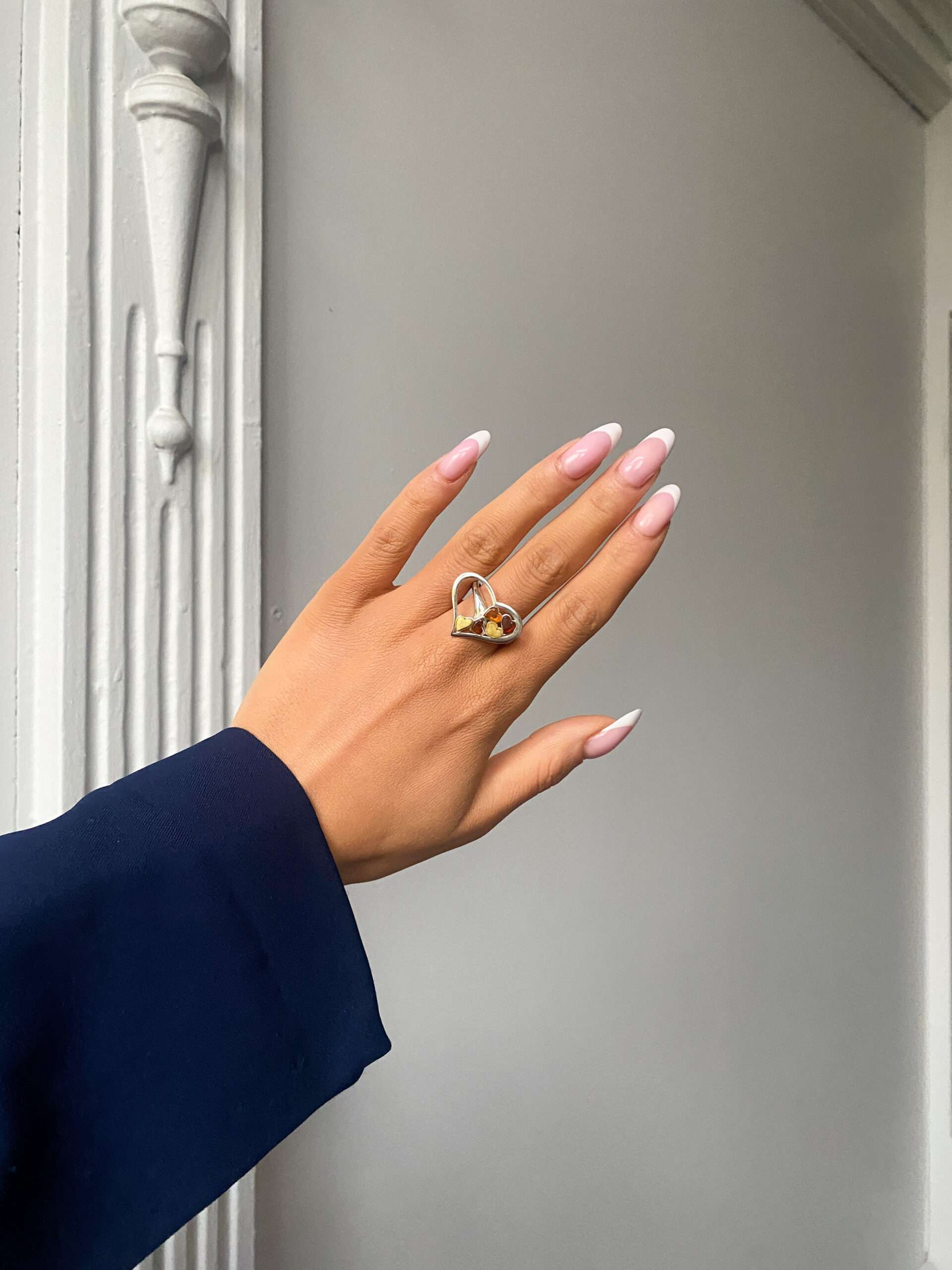 pierścionek srebrny z bursztynem