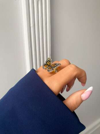 Pierścionek srebrny Motyl z bursztynem Glam Butterfly