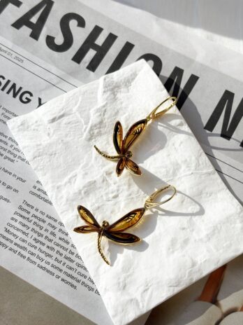 Kolczyki Ważka srebrne pozłacane z bursztynem