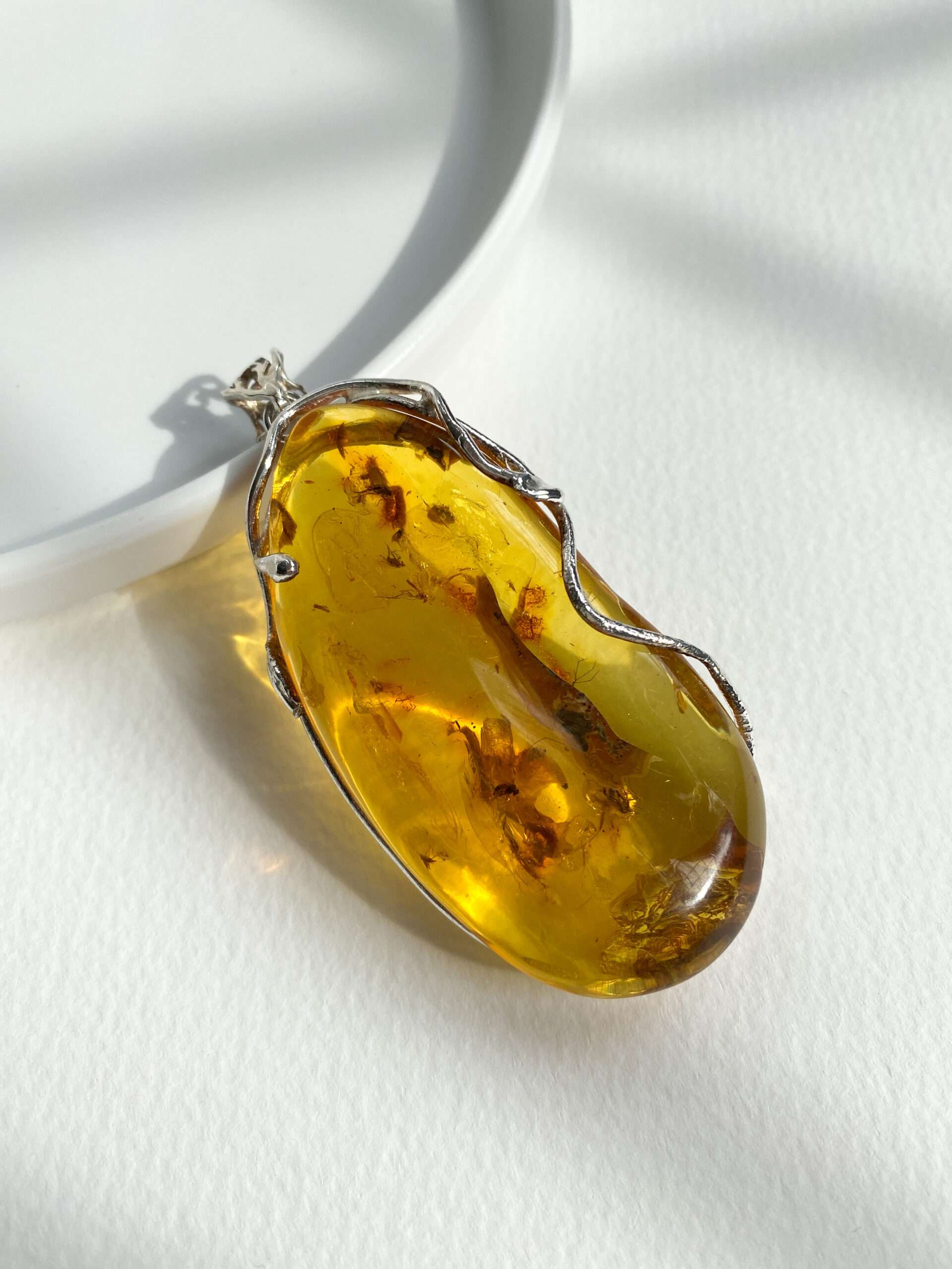 Naszyjnik bursztyn inkluzja