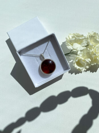 Naszyjnik srebrny z bursztynem wiśniowym Drzewko życia