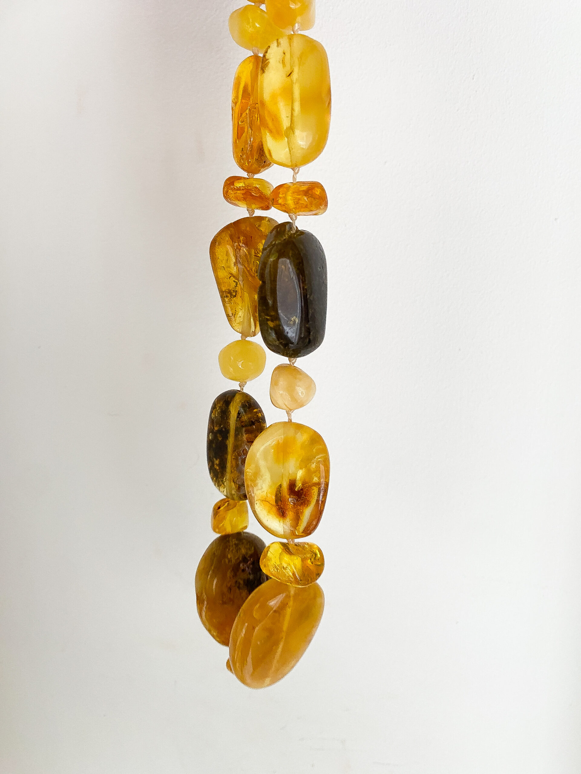 korale z naturalnego bursztynu