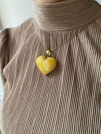 Naszyjnik z serce bursztynu mlecznego Gold