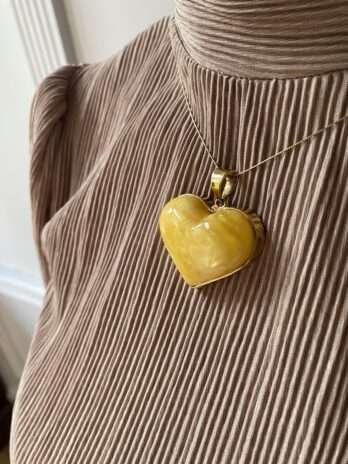 Naszyjnik z serce bursztynu mlecznego Gold