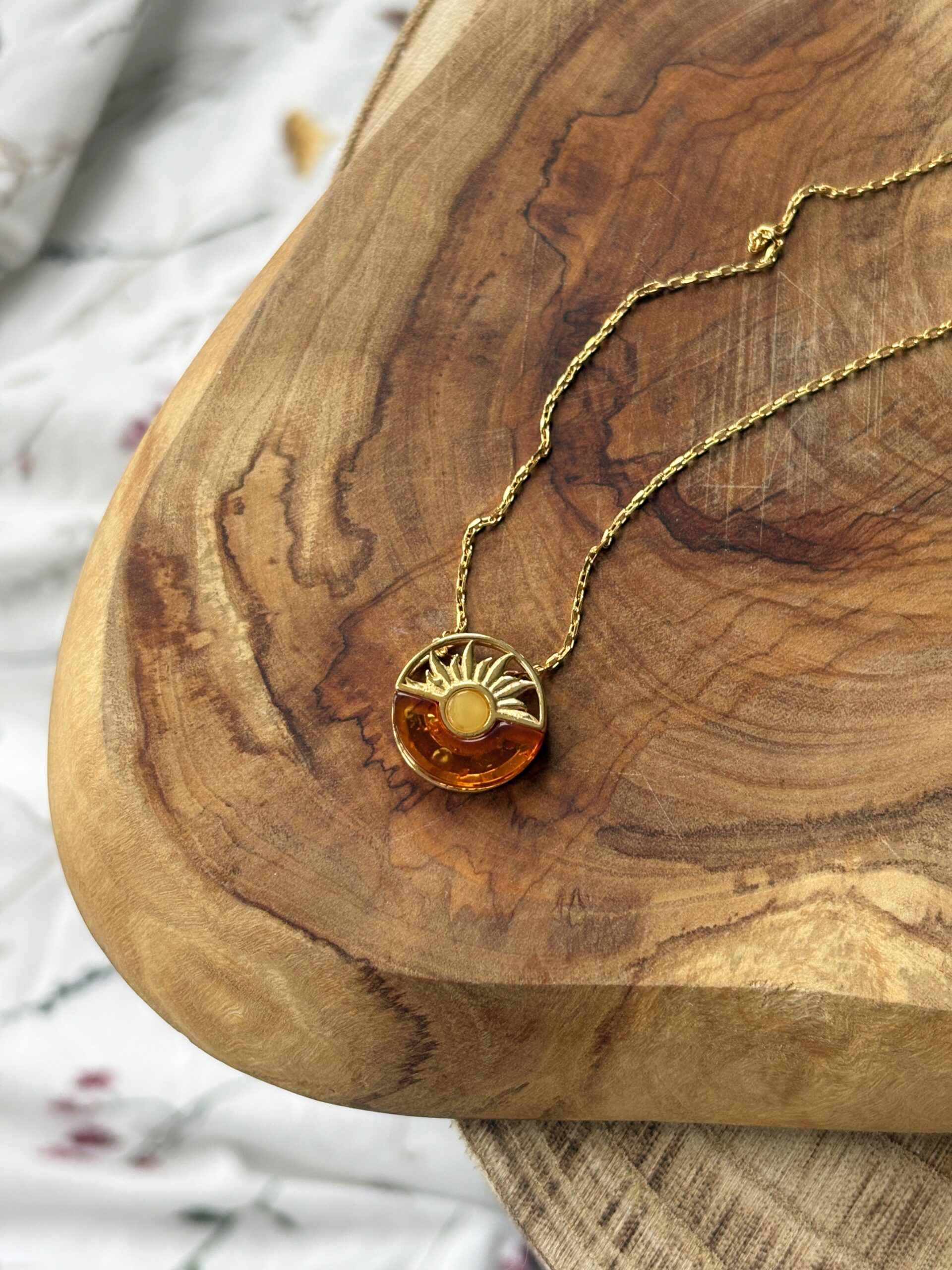 kolczyki srebrne z mlecznym bursztynem