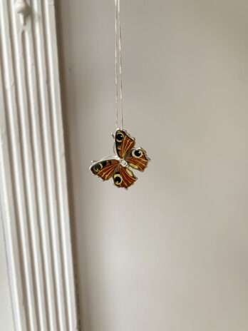 Wisiorek srebrny motyl z bursztynem Lovely