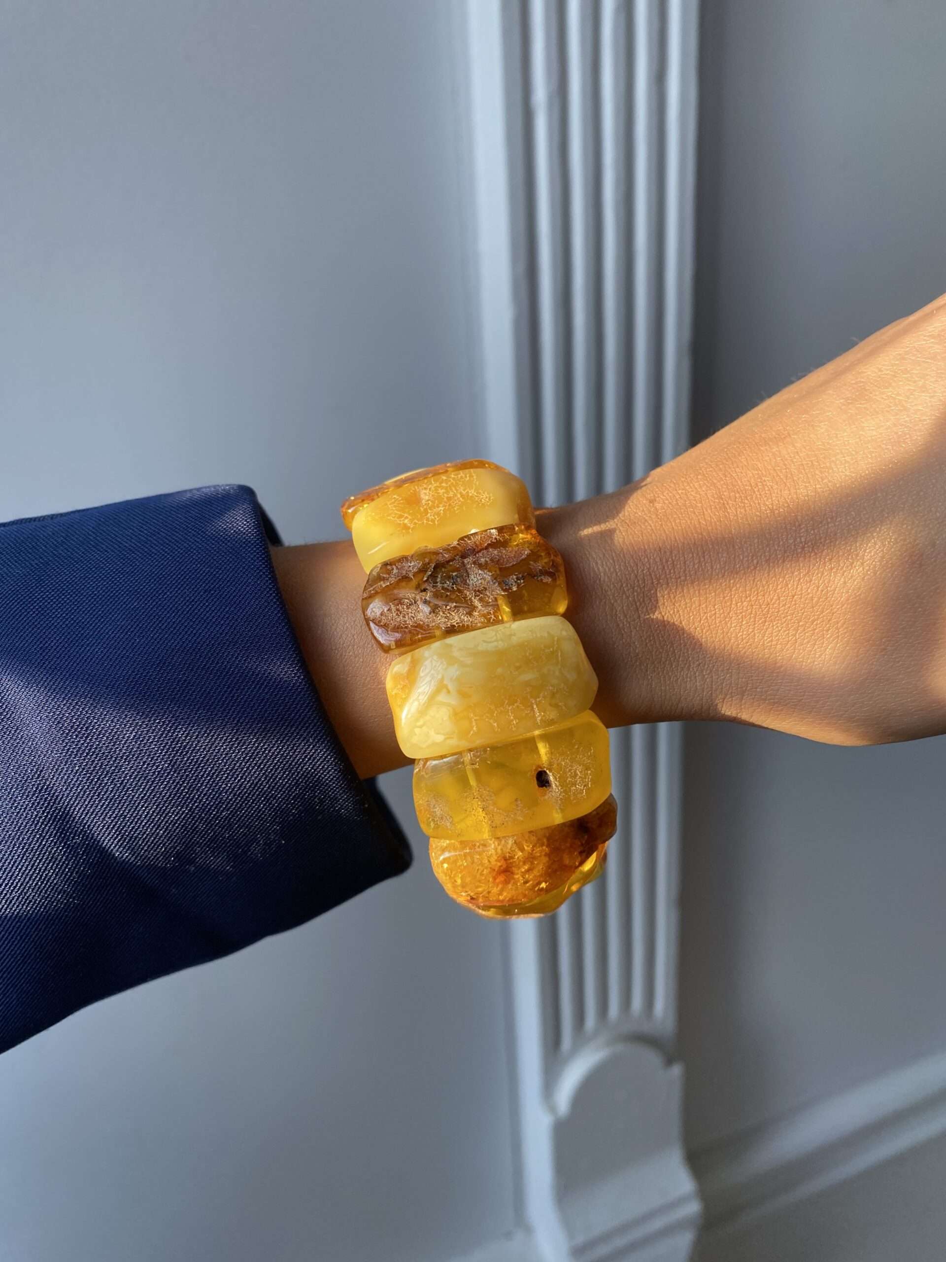 Bransoletka z surowego nieoszlifowanego bursztynu