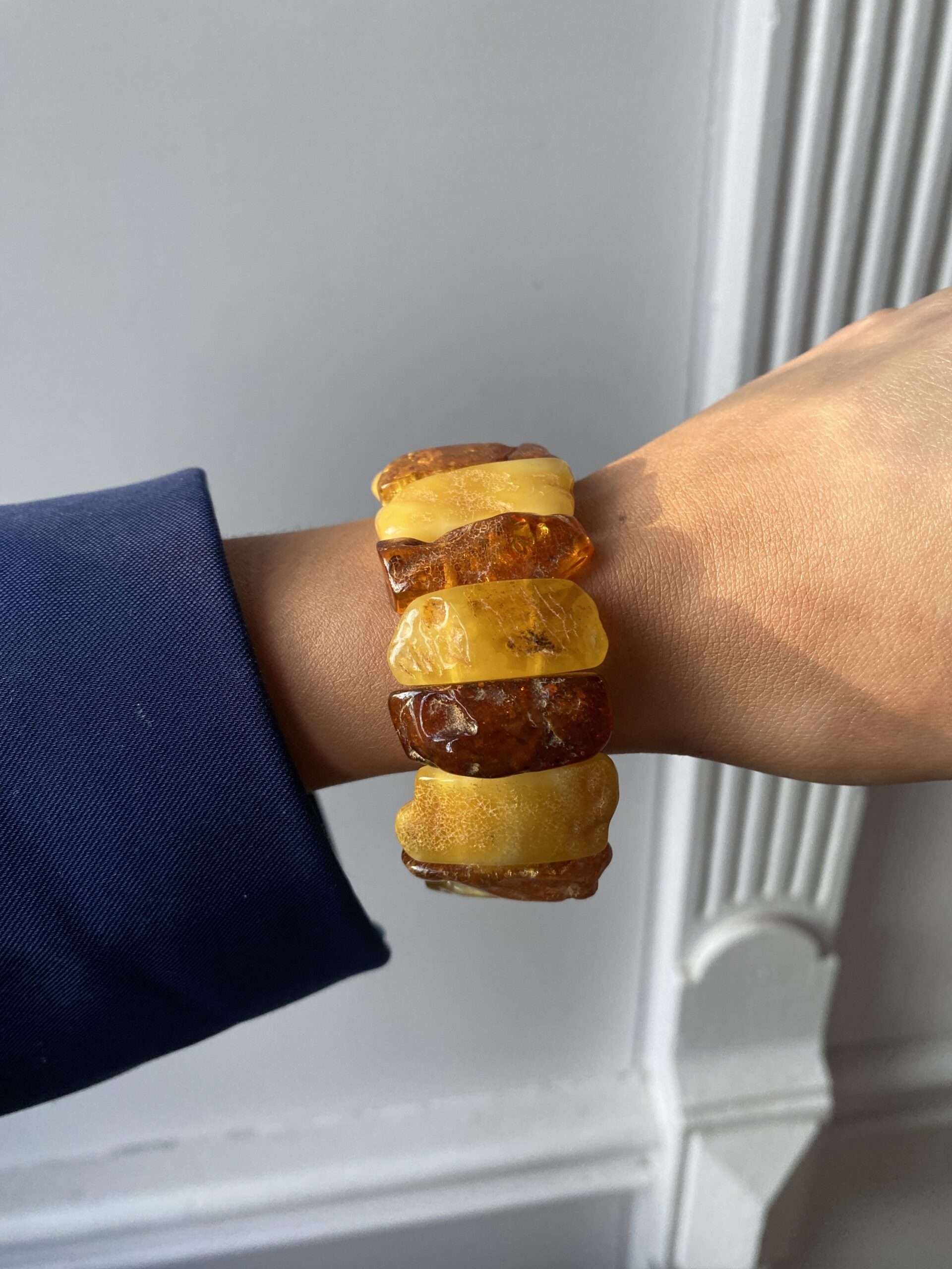 Bransoletka z surowego nieoszlifowanego bursztynu