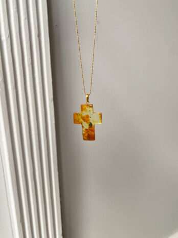 Naszyjnik srebrny pozłacany krzyż z bursztynu naturalnego
