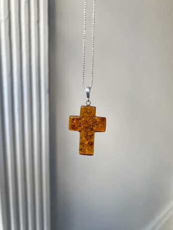Naszyjnik srebrny krzyżyk z bursztynu Złote Światło