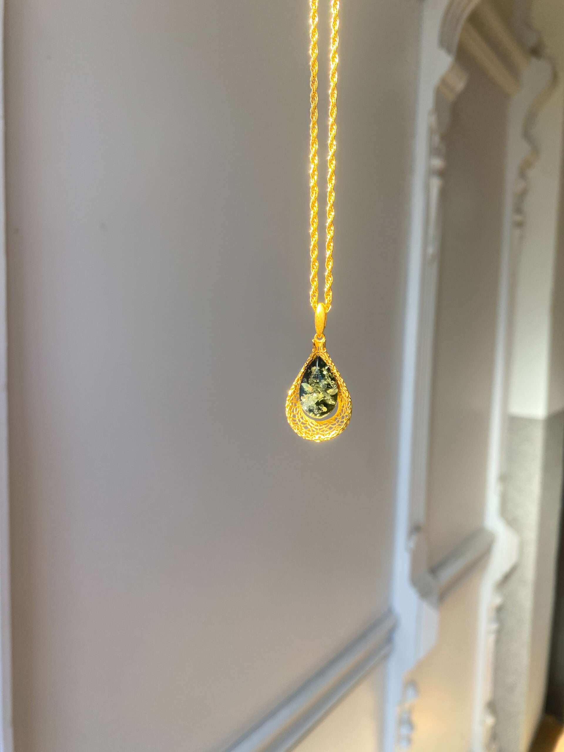 Kolczyki srebrne pozłacane z bursztynem Art Deco