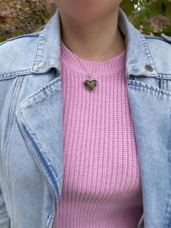 Wisior srebrny z bursztynem zielonym Serce