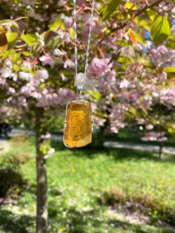 Wisior srebrny z bursztynem naturalnym