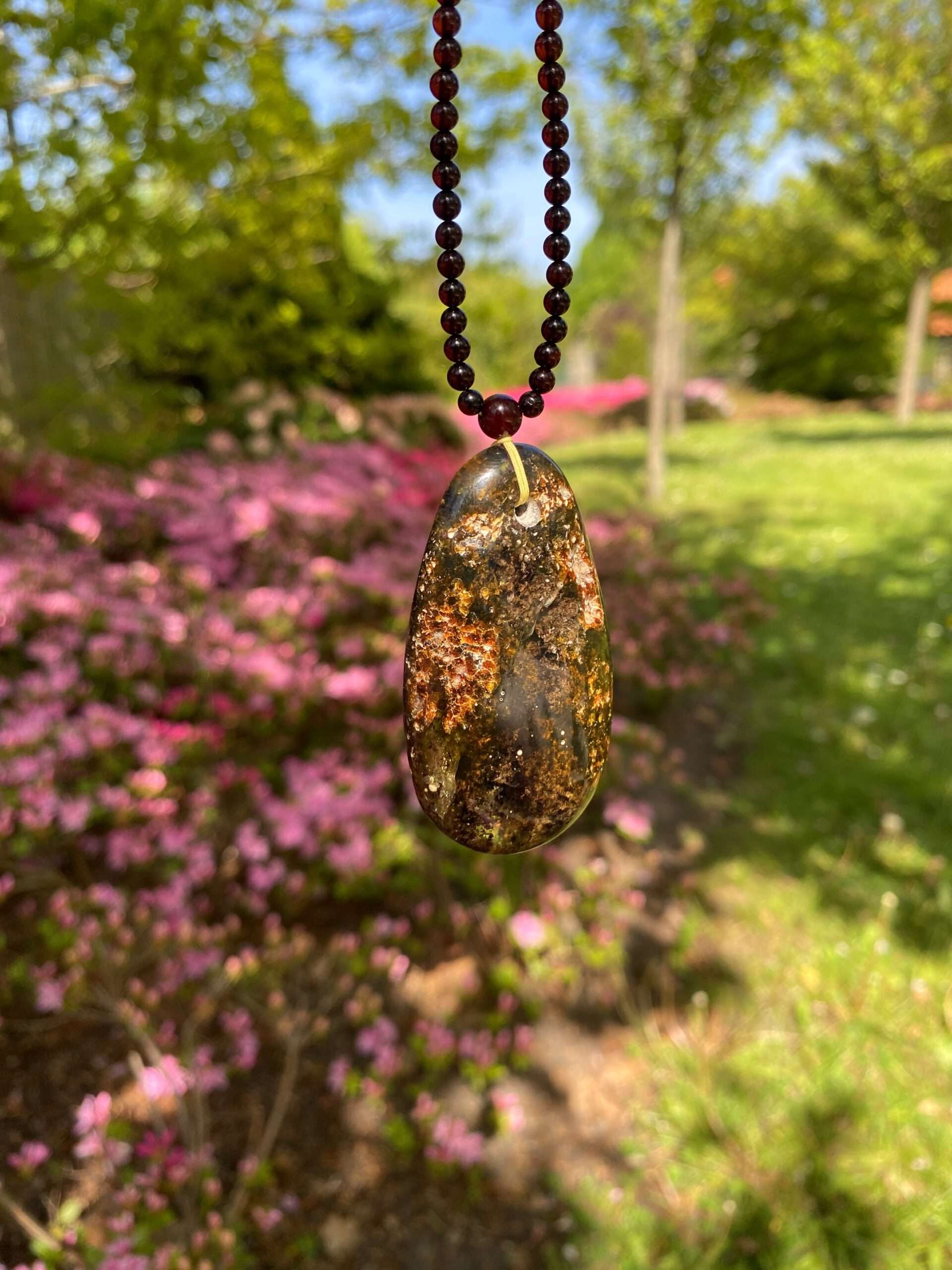 Korale z bursztynu bałtyckiego