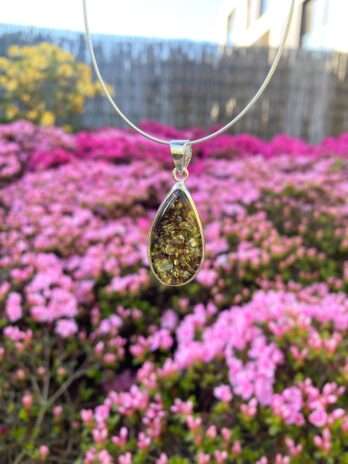 Wisior srebrny z bursztynem zielonym Classy