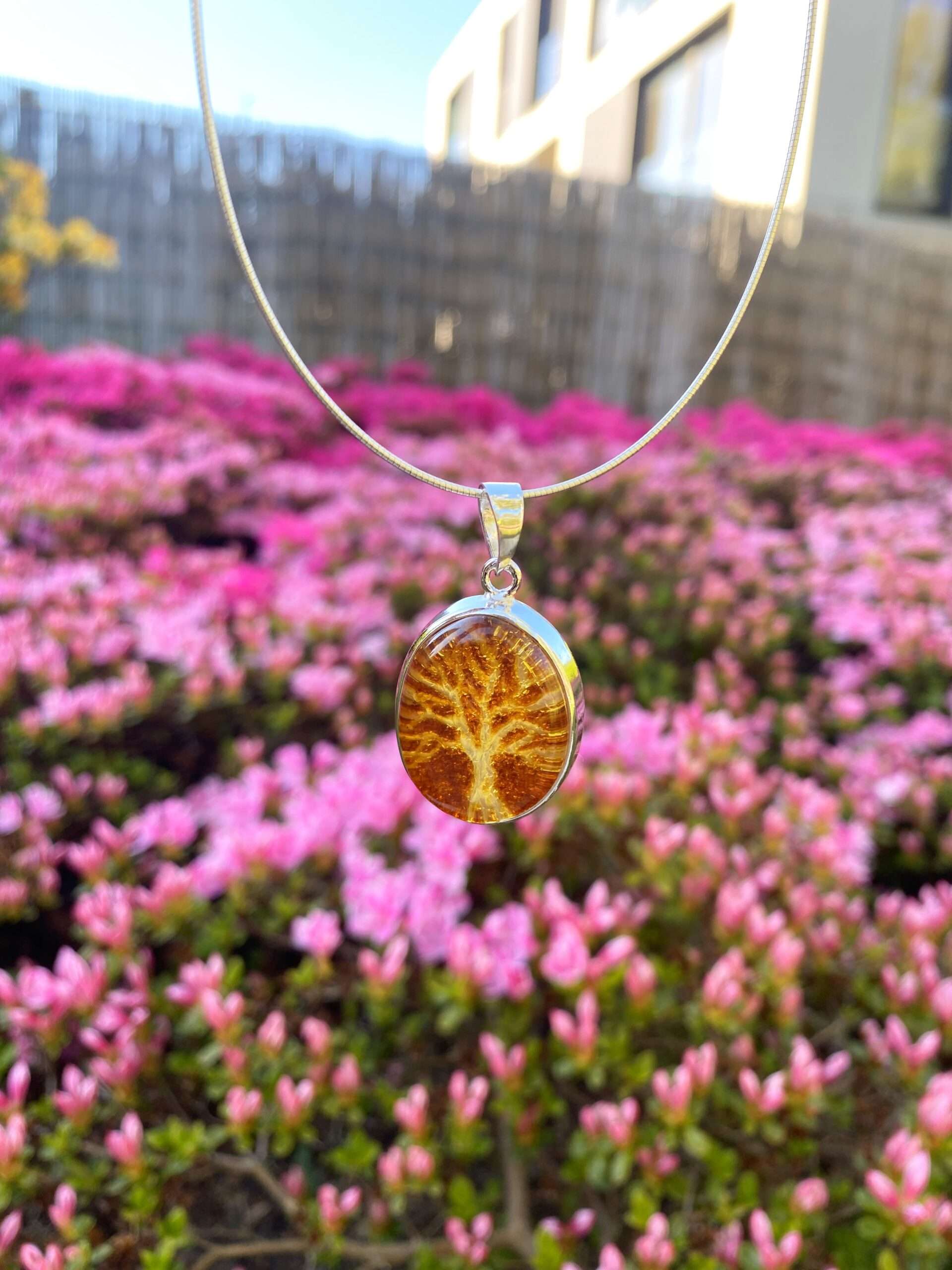 Wisior srebrny z bursztynem zielonym