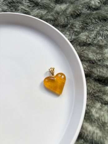 Wisiorek srebrny pozłacany z bursztynem naturalnym