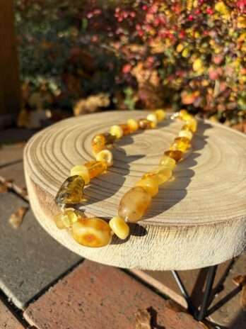 Korale z bursztynu bałtyckiego