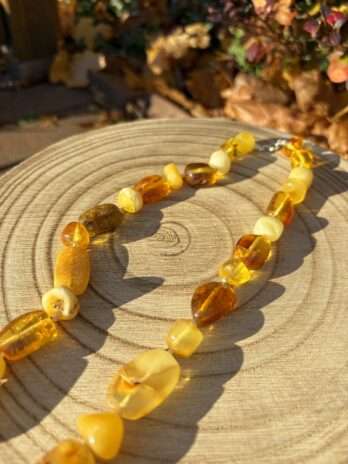 Korale z bursztynu bałtyckiego