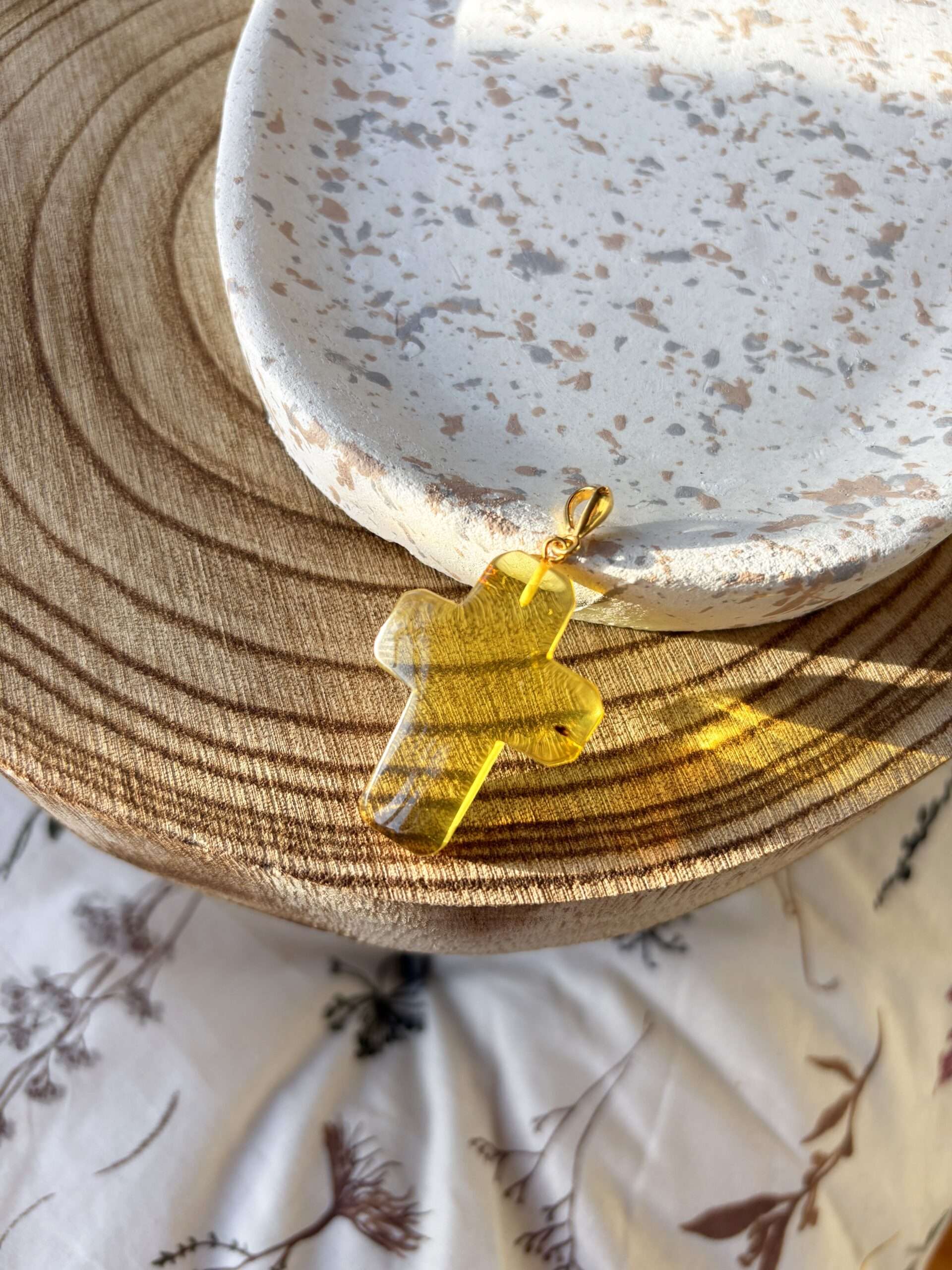 Bursztynowy Krzyżyk Wisiorek Srebro 925