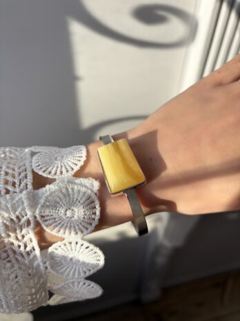 Bransoletka srebrna z bursztynem mlecznym