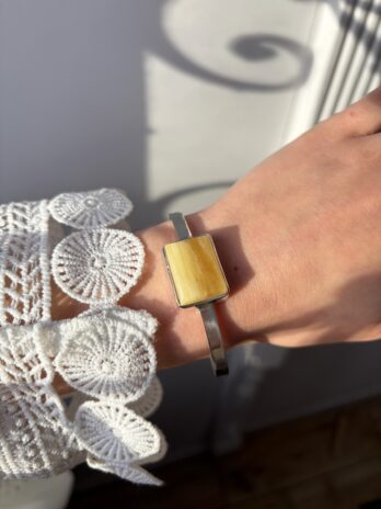 Bransoletka srebrna z bursztynem mlecznym