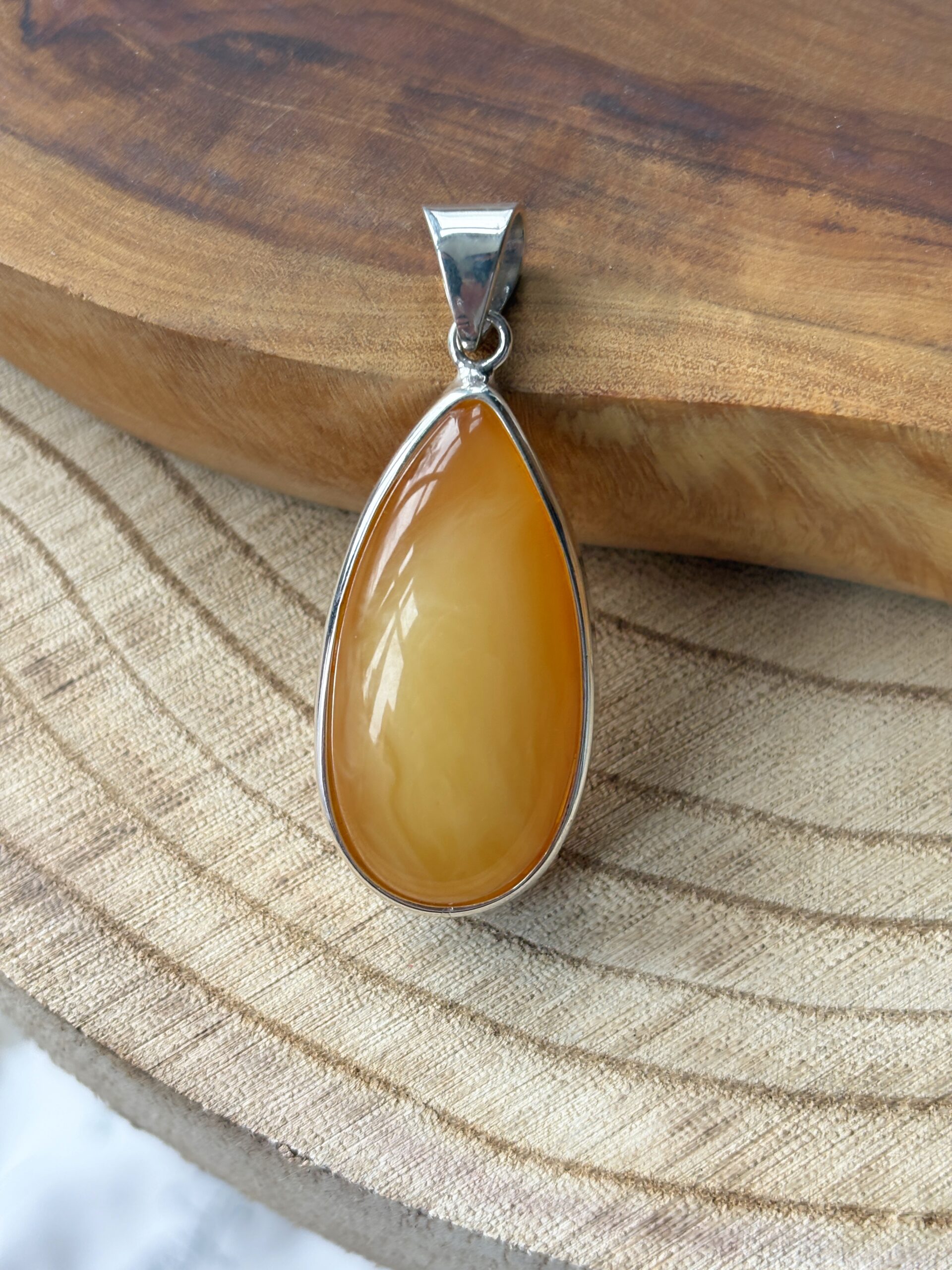 Wisior srebrny z bursztynem miodowym 5 Wisior srebrny z bursztynem miodowym - obrazek 3