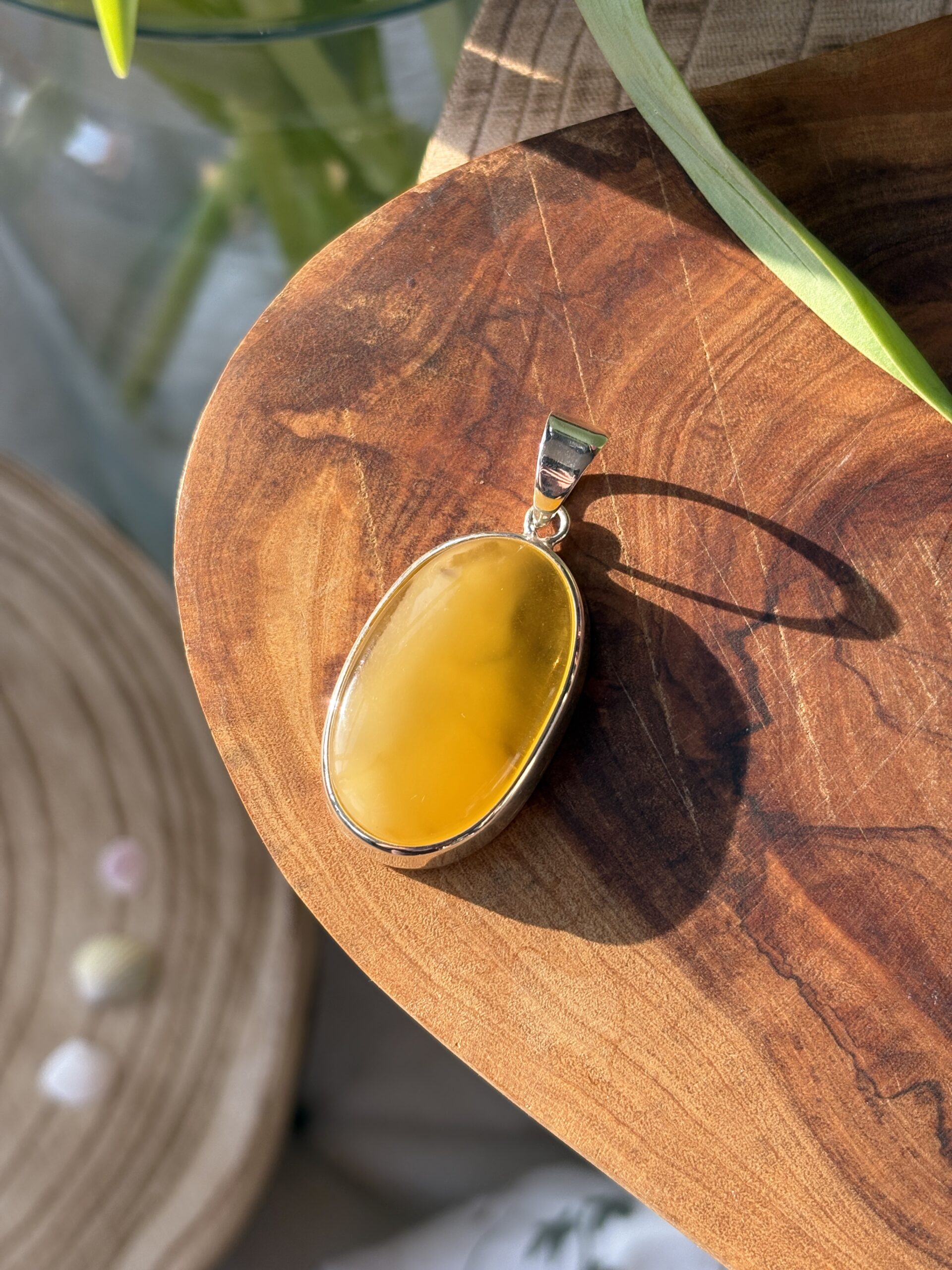 Wisior srebrny z bursztynem cytrynowo-mlecznym