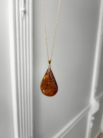 Wisior srebrny pozłacany z bursztynem łezka Queen