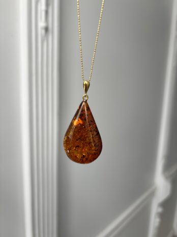 Wisior srebrny pozłacany z bursztynem łezka Queen