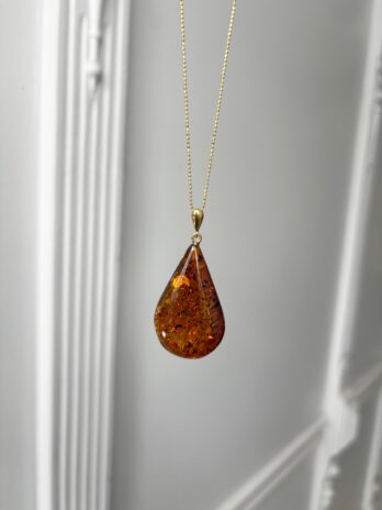 Wisior srebrny pozłacany z bursztynem łezka Queen