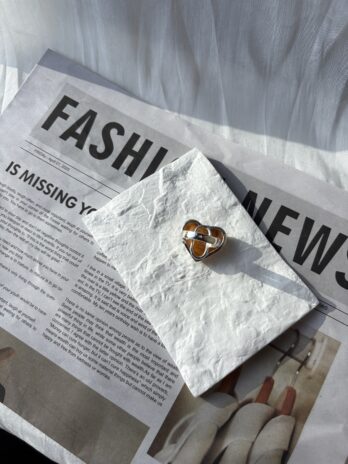 Pierścionek Serce z bursztynem naturalnym