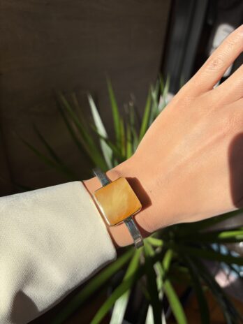 Bransoletka z bursztynem miodowym