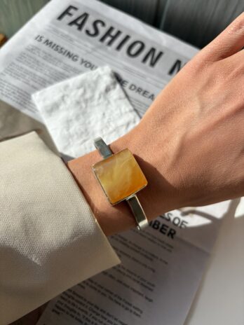 Bransoletka z bursztynem miodowym