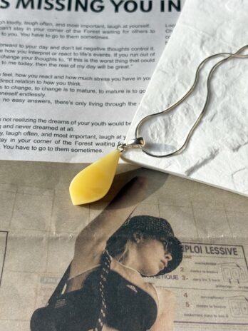 Wisiorek srebrny z bursztynem mlecznym Vanilla