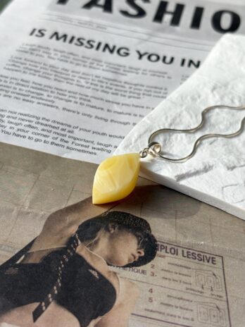 Wisiorek srebrny z bursztynem mlecznym Vanilla