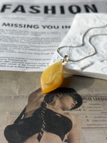 Wisiorek srebrny z bursztynem mlecznym Vanilla