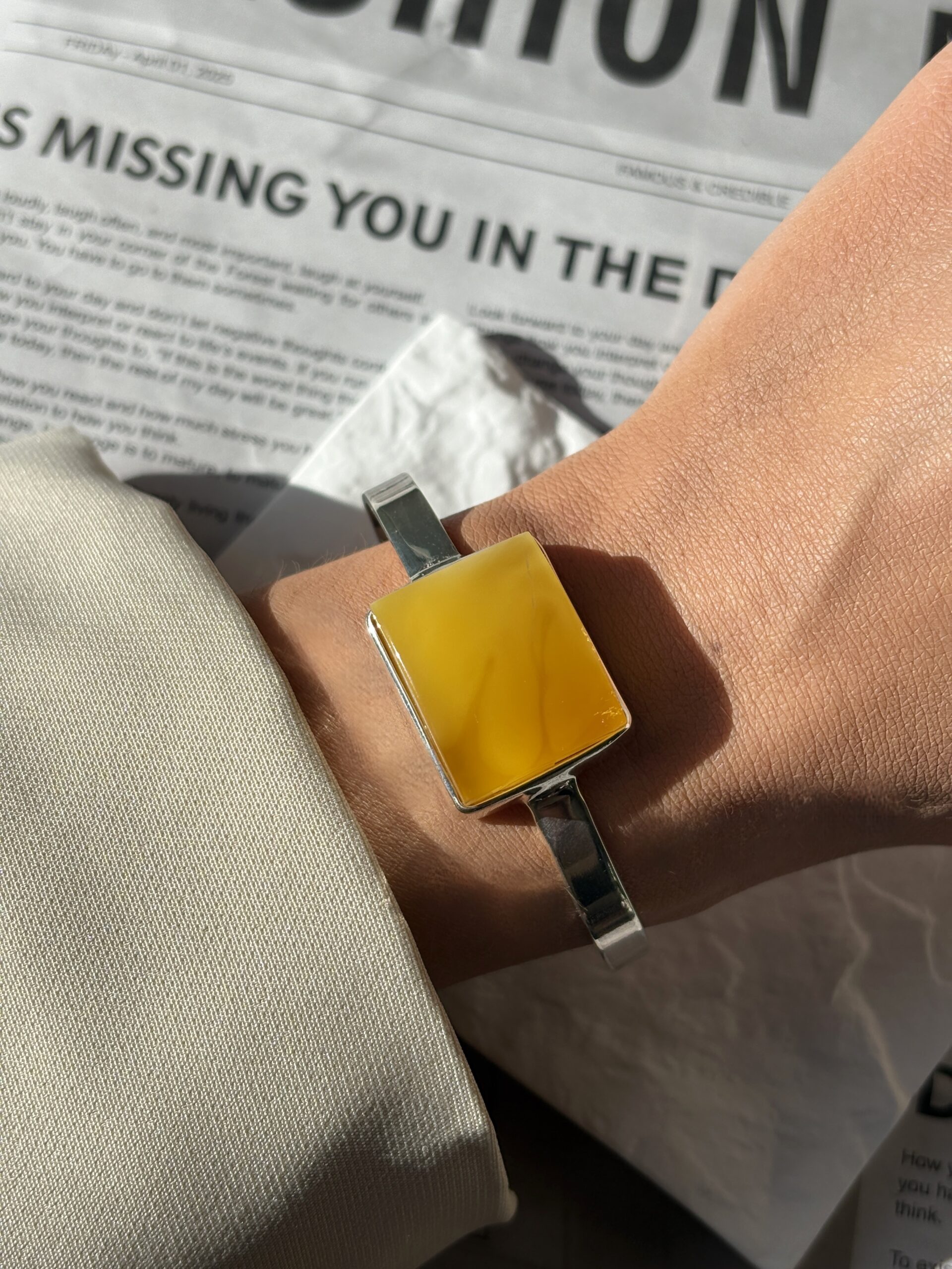 Bransoletka srebrna z bursztynem naturalnym 1 Bransoletka srebrna z bursztynem naturalnym