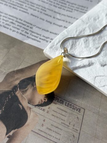 Wisiorek srebrny z bursztynem mlecznym Vanilla