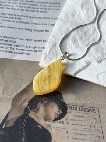 Wisiorek srebrny z bursztynem mlecznym Vanilla