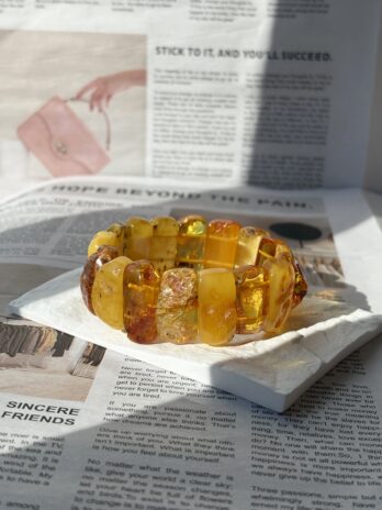 Bransoletka z surowego nieoszlifowanego bursztynu Baltic