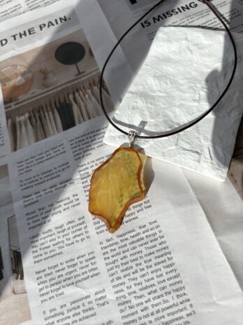 Naszyjnik Bursztynowy Plaster – Ręcznie Szlifowany Bursztyn Naturalny