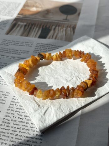 Bransoletka z bursztynu bałtyckiego