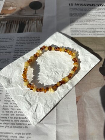 Bransoletka z bursztynu bałtyckiego