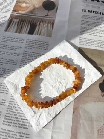 Bransoletka z bursztynu bałtyckiego