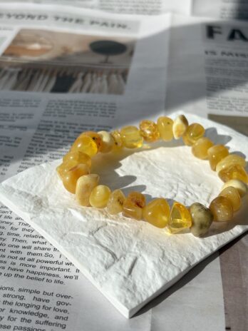 Bransoletka z bursztynu bałtyckiego