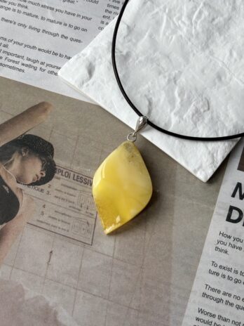 Wisiorek srebrny z bursztynem mlecznym Vanilla