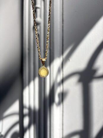 Wisiorek z bursztynem i cyrkoniami Glow